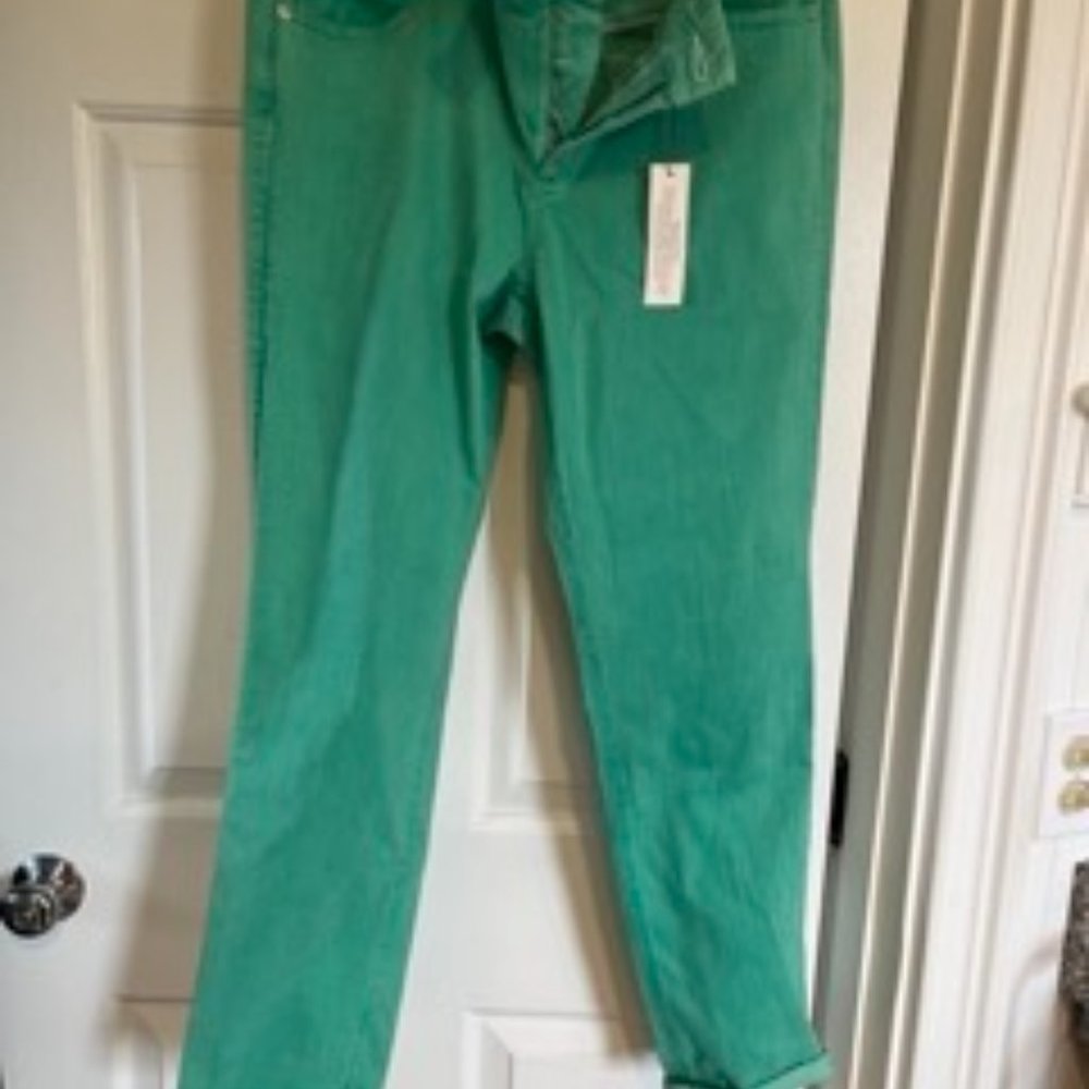 Chicos Crop Pants